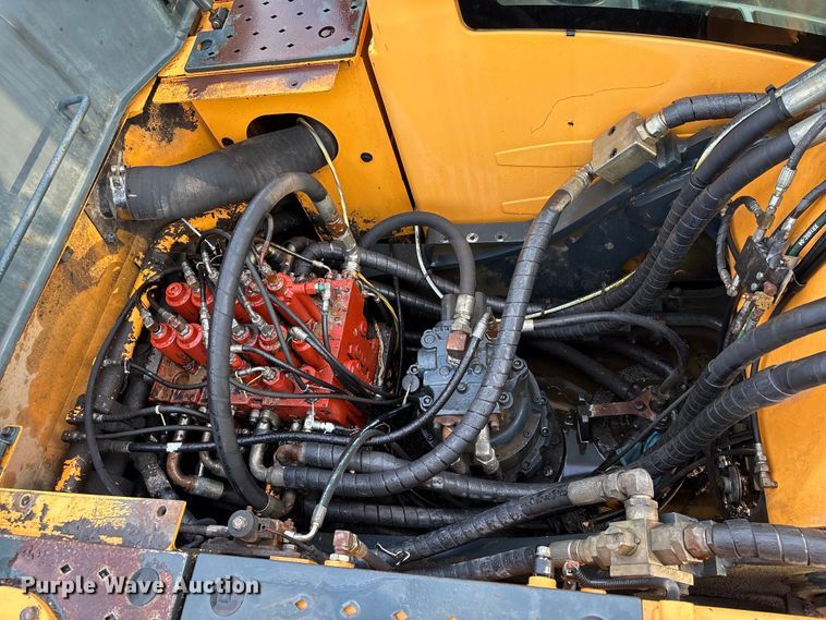image for item EU0525 2013 Hyundai Robex 220LC-9A excavator