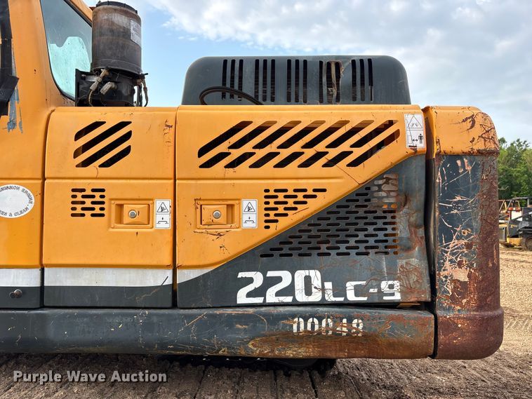 image for item EU0525 2013 Hyundai Robex 220LC-9A excavator