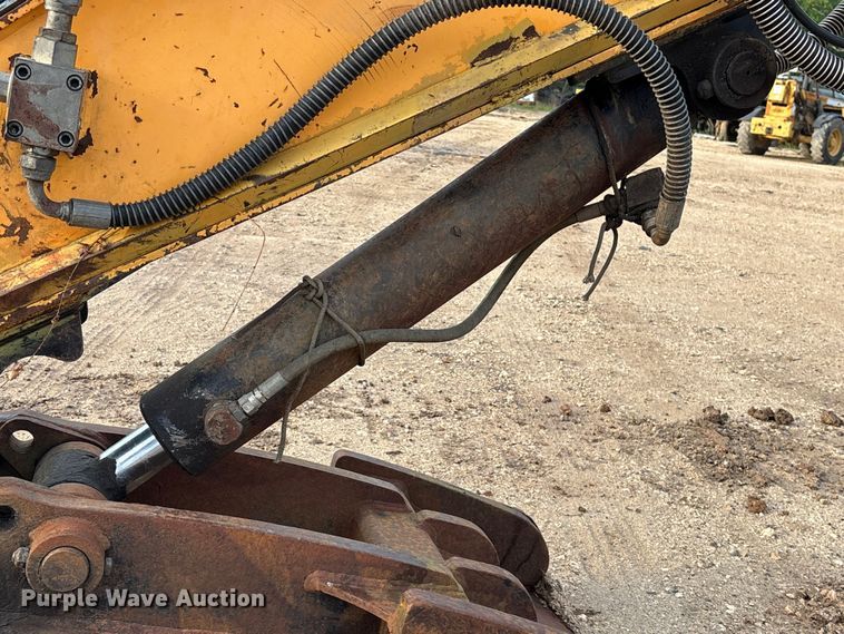 image for item EU0525 2013 Hyundai Robex 220LC-9A excavator