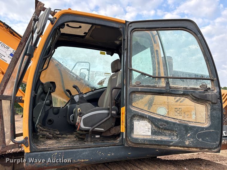 image for item EU0525 2013 Hyundai Robex 220LC-9A excavator
