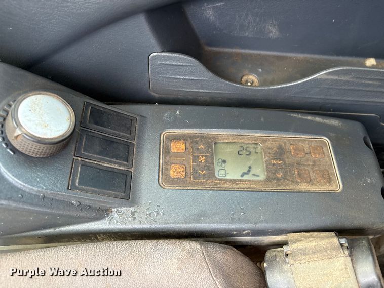 image for item EU0525 2013 Hyundai Robex 220LC-9A excavator
