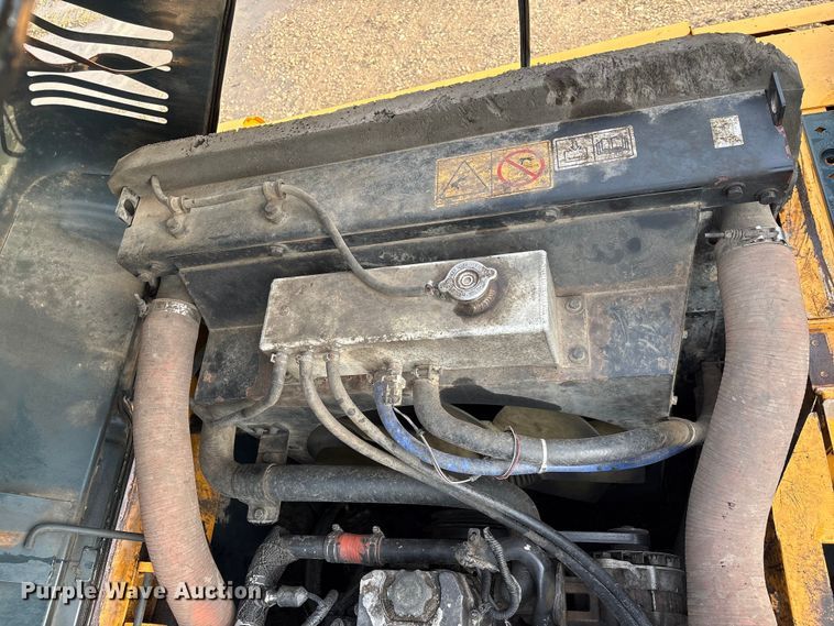 image for item EU0525 2013 Hyundai Robex 220LC-9A excavator