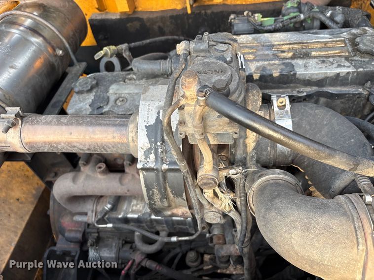 image for item EU0525 2013 Hyundai Robex 220LC-9A excavator