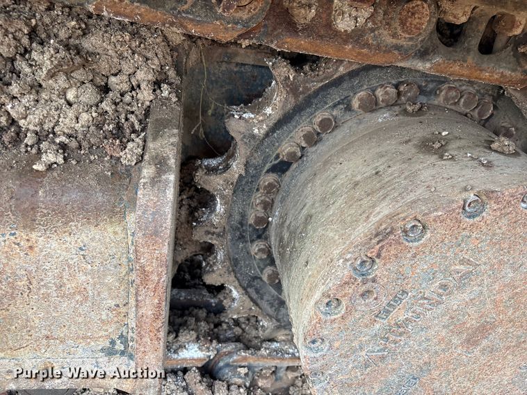 image for item EU0525 2013 Hyundai Robex 220LC-9A excavator