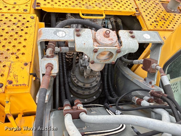 image for item EU0526 2006 Volvo EC290B LC excavator