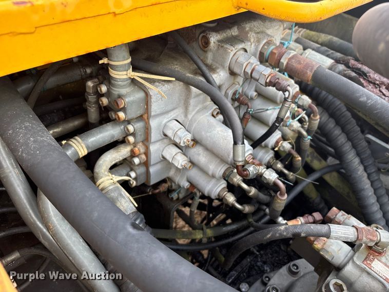 image for item EU0526 2006 Volvo EC290B LC excavator