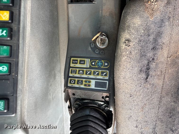 image for item EU0526 2006 Volvo EC290B LC excavator