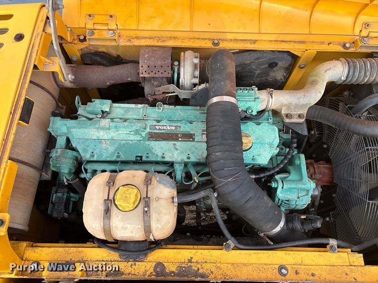 image for item EU0526 2006 Volvo EC290B LC excavator