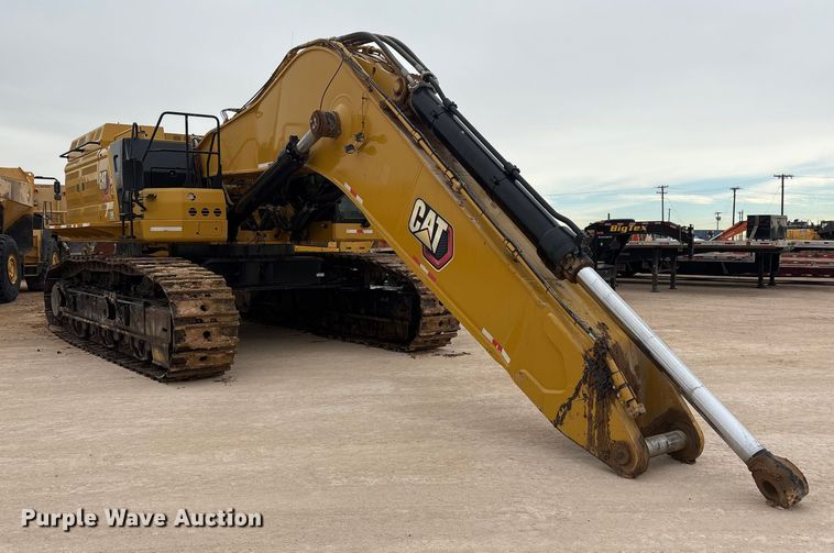 image for item EU4832 2020 Caterpillar 395 excavator
