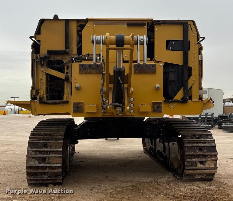 image for item EU4832 2020 Caterpillar 395 excavator