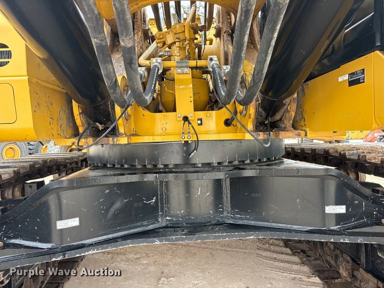 image for item EU4832 2020 Caterpillar 395 excavator