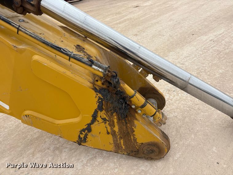 image for item EU4832 2020 Caterpillar 395 excavator