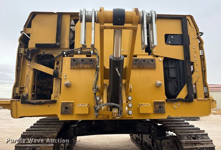 image for item EU4832 2020 Caterpillar 395 excavator