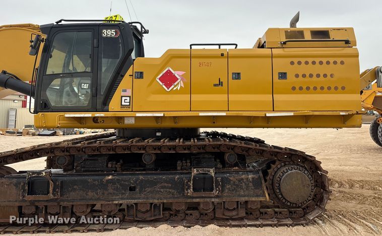 image for item EU4832 2020 Caterpillar 395 excavator
