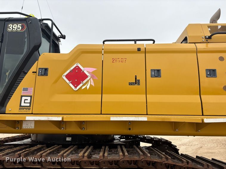 image for item EU4832 2020 Caterpillar 395 excavator