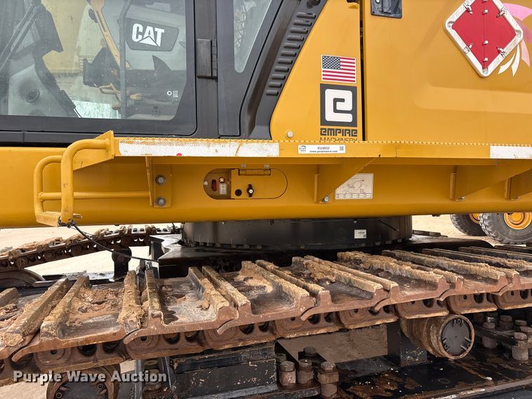 image for item EU4832 2020 Caterpillar 395 excavator