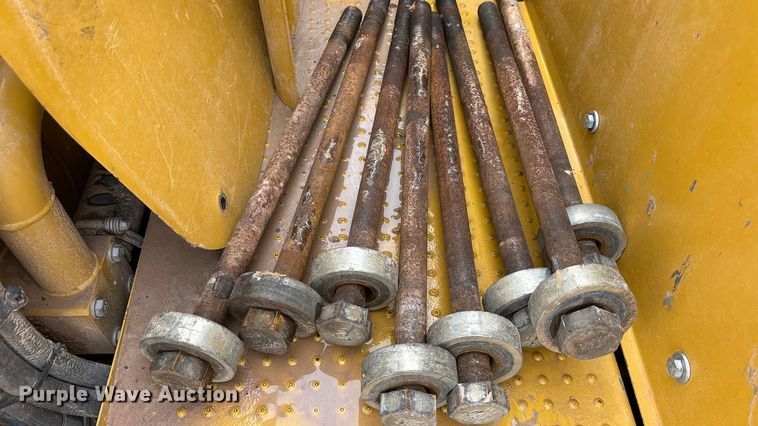 image for item EU4832 2020 Caterpillar 395 excavator