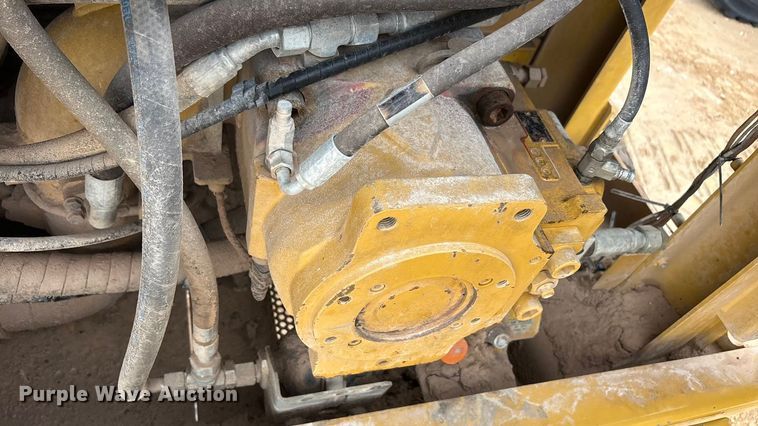 image for item EU4832 2020 Caterpillar 395 excavator