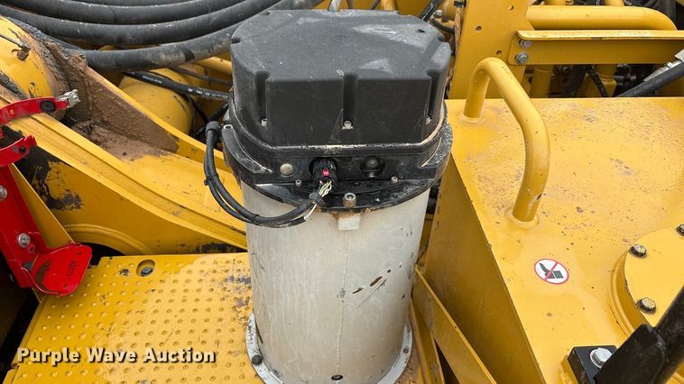 image for item EU4832 2020 Caterpillar 395 excavator