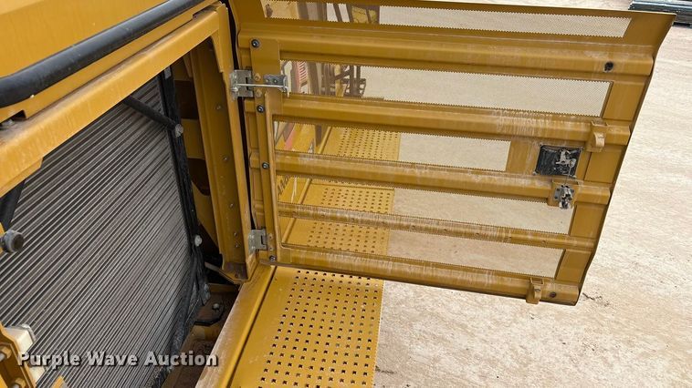 image for item EU4832 2020 Caterpillar 395 excavator