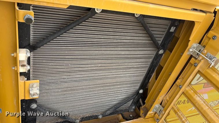 image for item EU4832 2020 Caterpillar 395 excavator