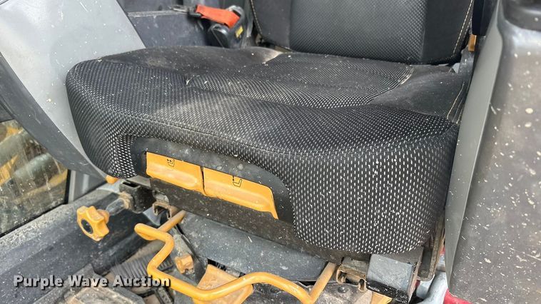 image for item EU4832 2020 Caterpillar 395 excavator