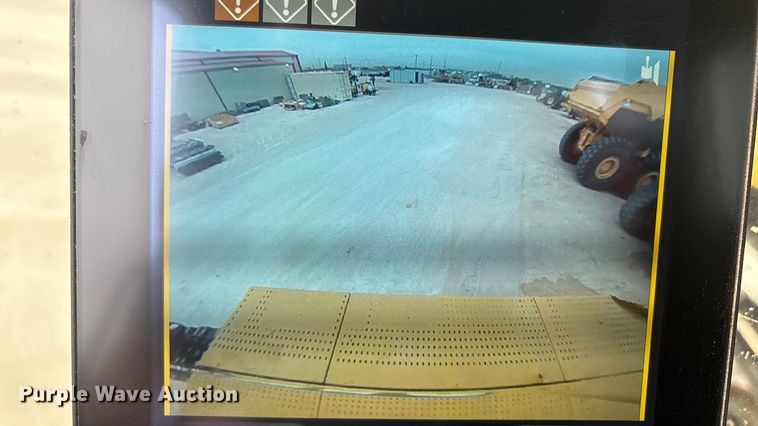 image for item EU4832 2020 Caterpillar 395 excavator