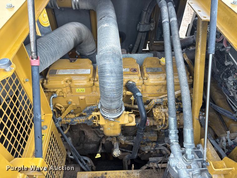 image for item EU4832 2020 Caterpillar 395 excavator