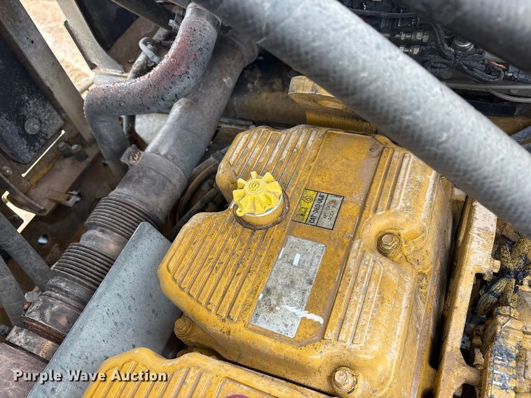 image for item EU4832 2020 Caterpillar 395 excavator