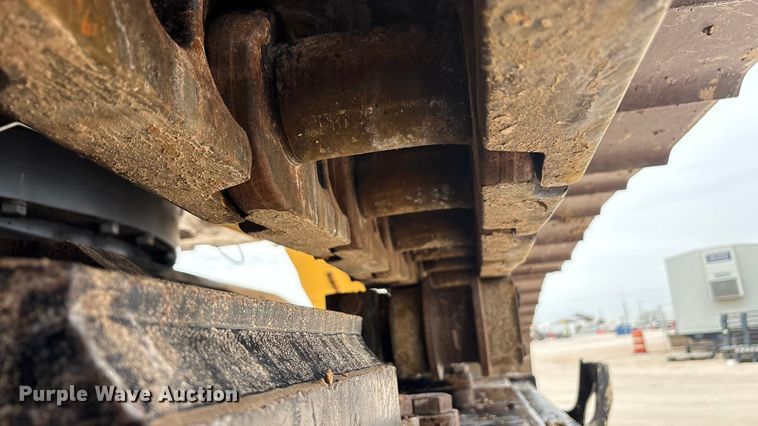 image for item EU4832 2020 Caterpillar 395 excavator