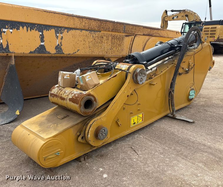 image for item EU4832 2020 Caterpillar 395 excavator