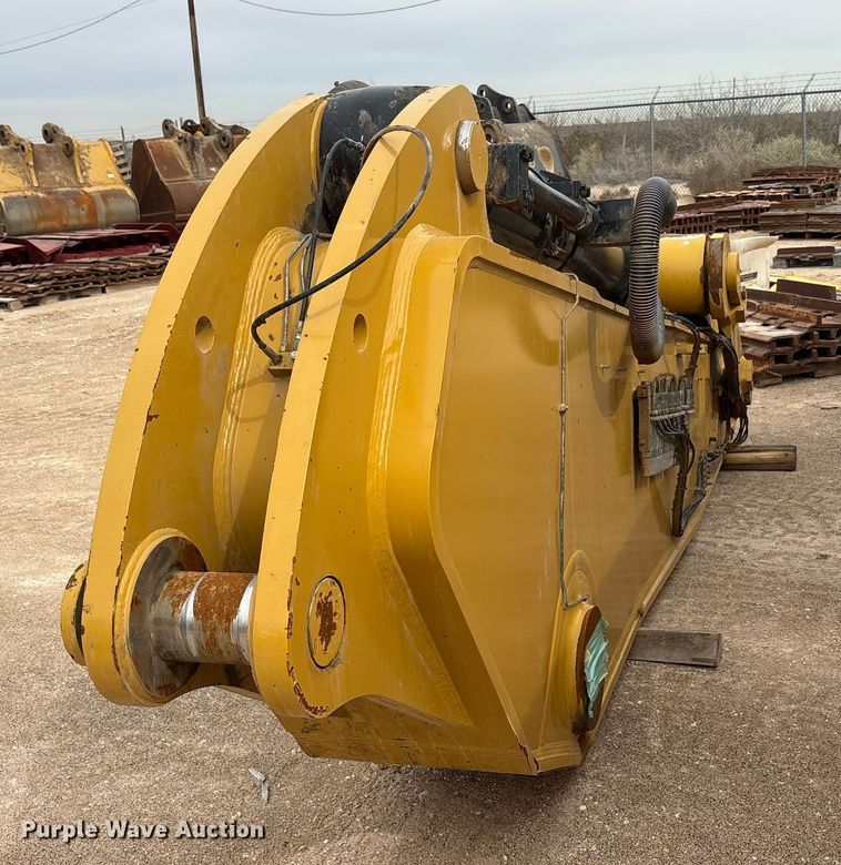 image for item EU4832 2020 Caterpillar 395 excavator