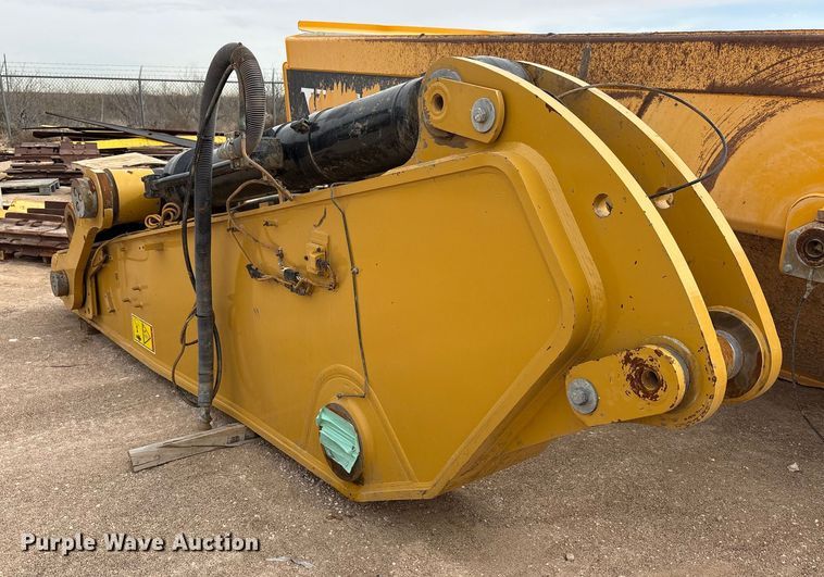 image for item EU4832 2020 Caterpillar 395 excavator