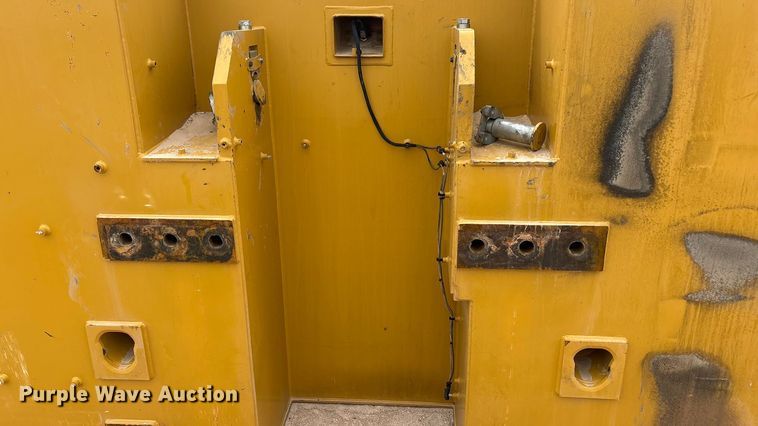 image for item EU4832 2020 Caterpillar 395 excavator