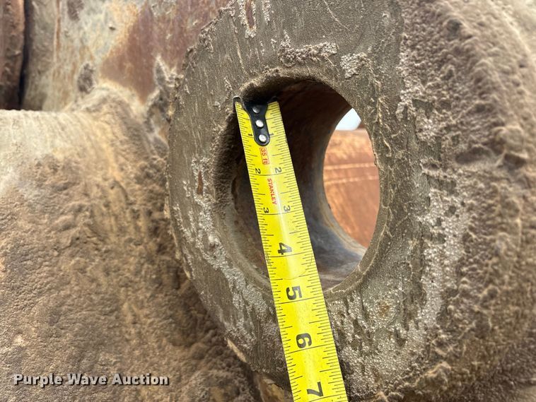 image for item EU4832 2020 Caterpillar 395 excavator