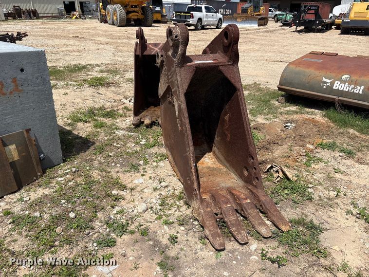 image for item EU7495 Tooth Pro and CP (2) excavator buckets