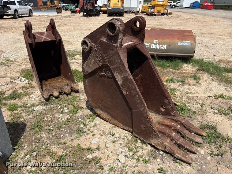image for item EU7495 Tooth Pro and CP (2) excavator buckets