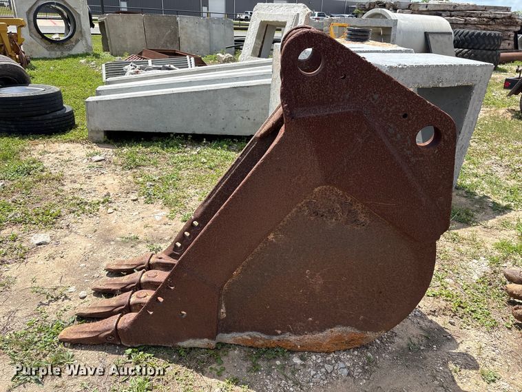 image for item EU7495 Tooth Pro and CP (2) excavator buckets