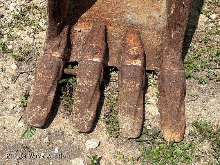 image for item EU7495 Tooth Pro and CP (2) excavator buckets