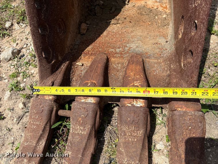 image for item EU7495 Tooth Pro and CP (2) excavator buckets