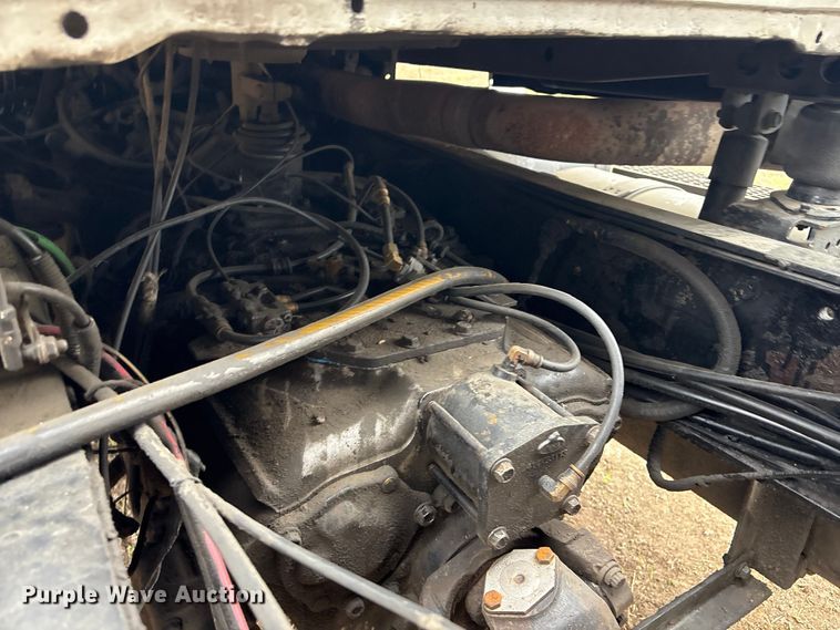 image for item EV2890 2004 Mack Granite dump truck