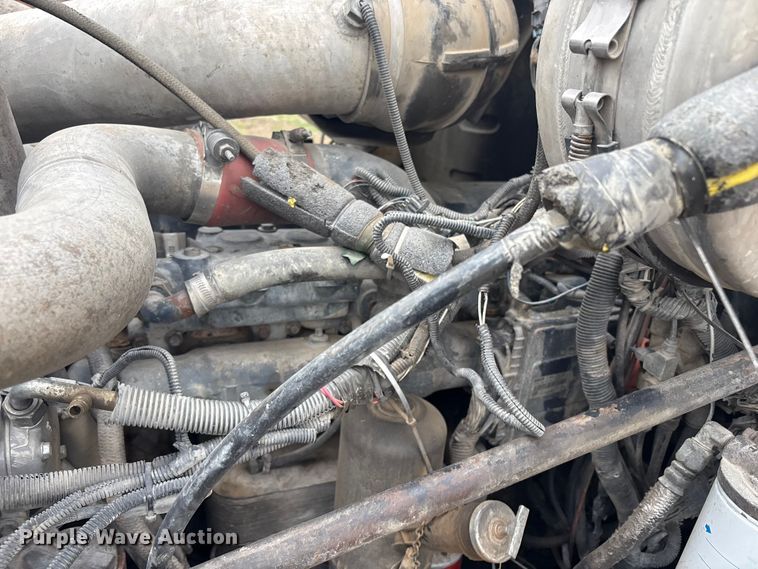 image for item EV2890 2004 Mack Granite dump truck