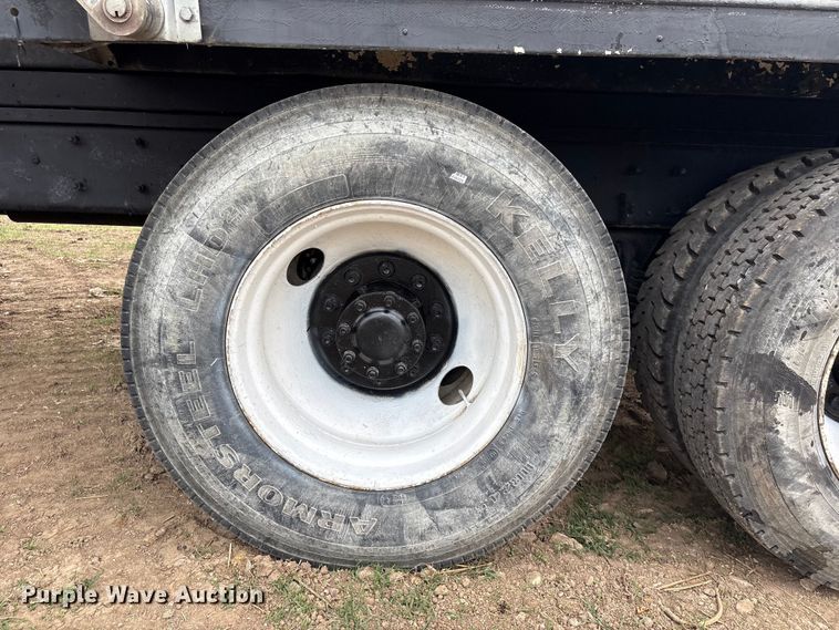 image for item EV2890 2004 Mack Granite dump truck