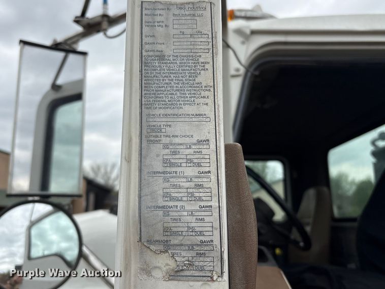 image for item EV2890 2004 Mack Granite dump truck