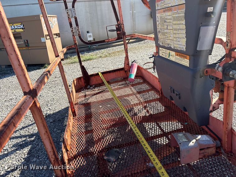 image for item EV2907 2003 JLG 1200SJP boom lift