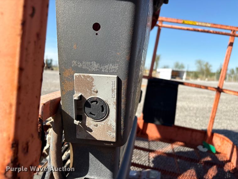 image for item EV2907 2003 JLG 1200SJP boom lift