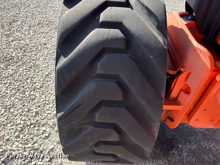 image for item EV2907 2003 JLG 1200SJP boom lift