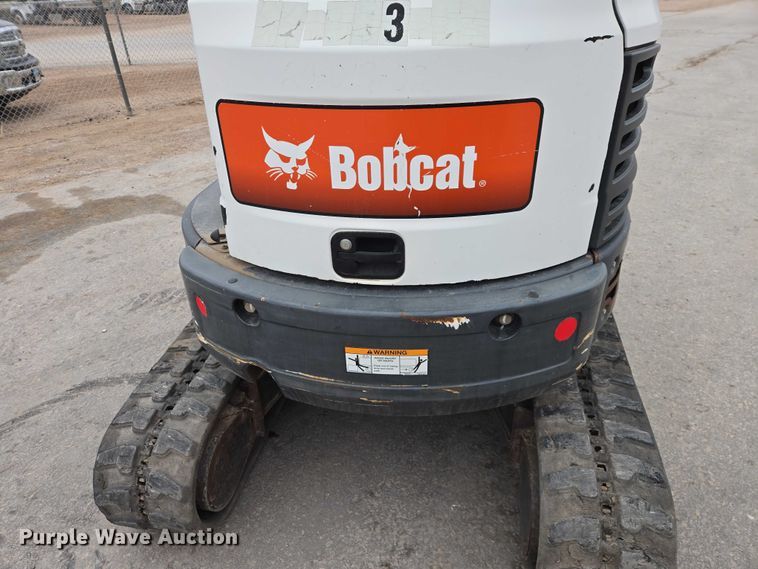image for item EV5581 2015 Bobcat E26 mini excavator