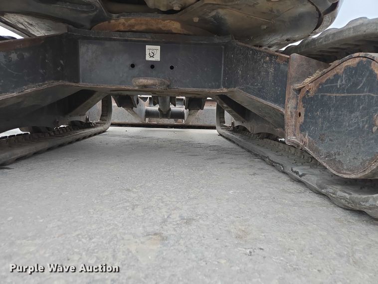 image for item EV5581 2015 Bobcat E26 mini excavator