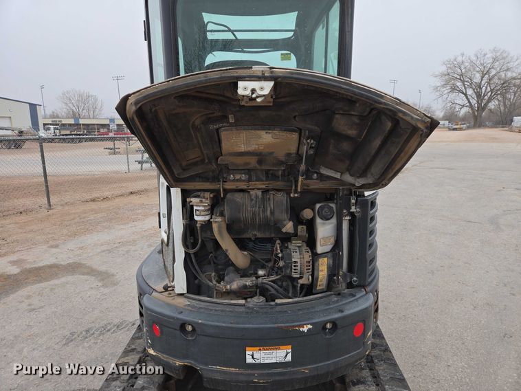 image for item EV5581 2015 Bobcat E26 mini excavator